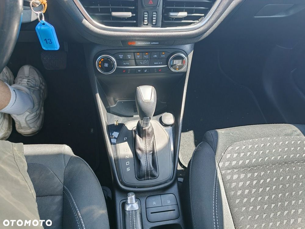 Ford Fiesta - 23