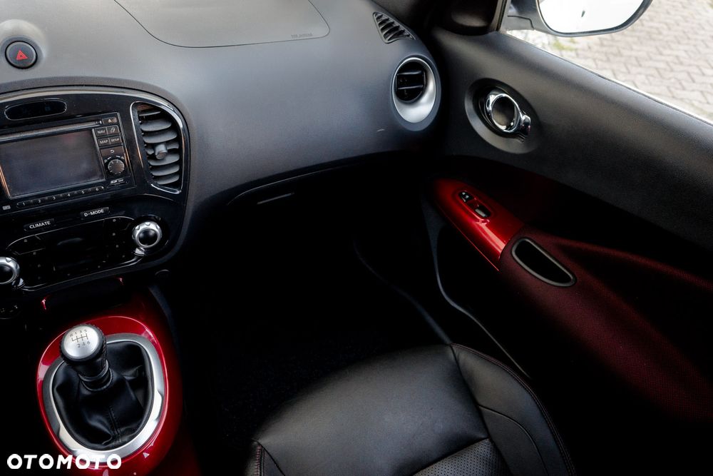 Nissan Juke 1.6 DIG-T Tekna - 35