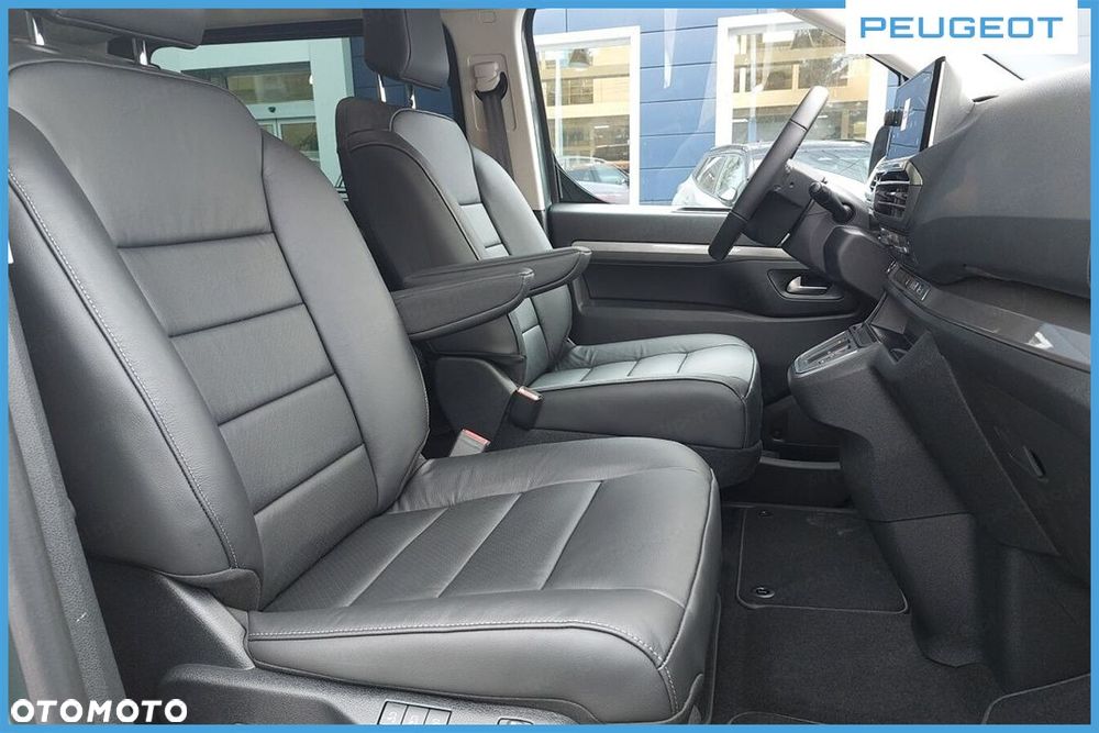 Peugeot Traveller - 10