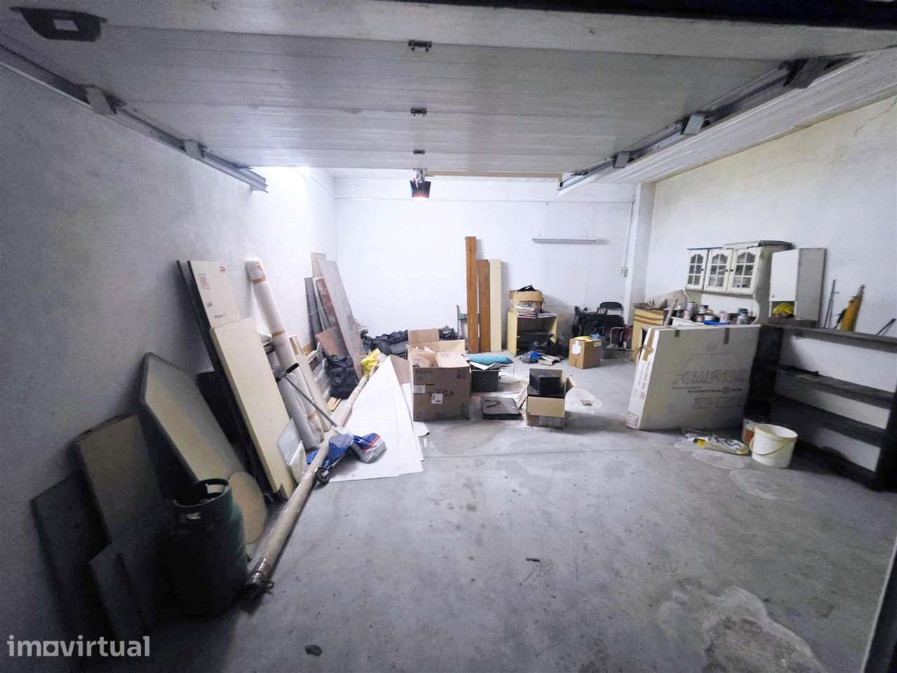 Garagem - Grande imagem: 2/7