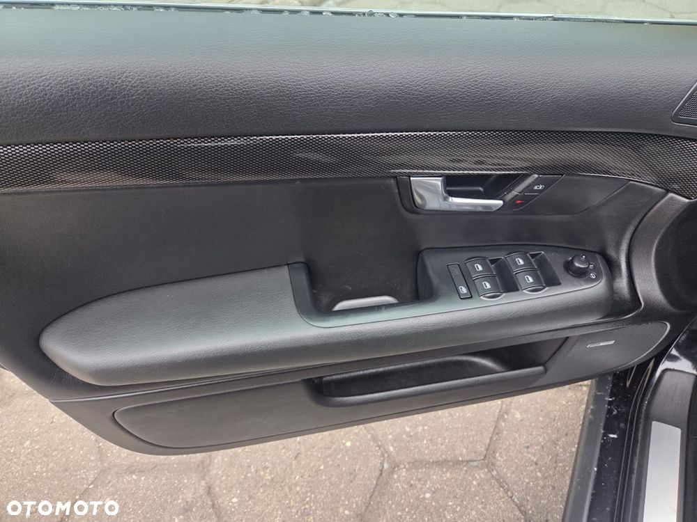 Audi S4 Avant Standard - 12