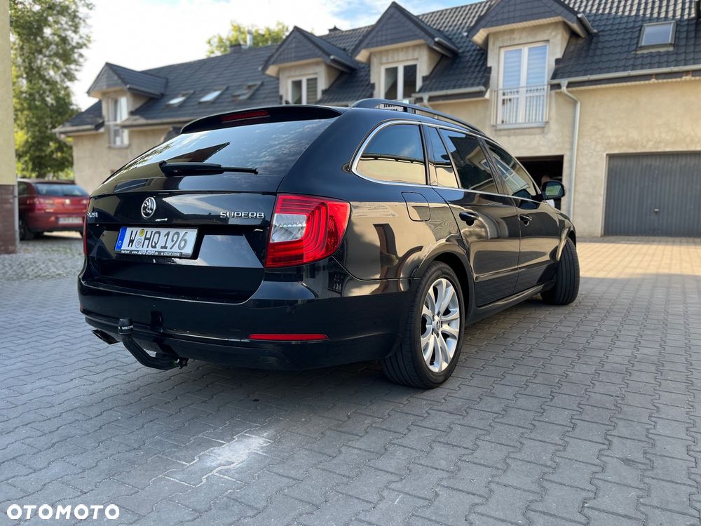 Skoda Superb 2.0 TDI Green tec DSG Active - 10