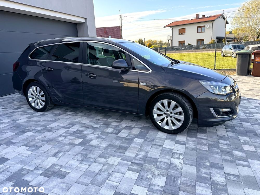 Opel Astra 1.4 Turbo Cosmo - 17