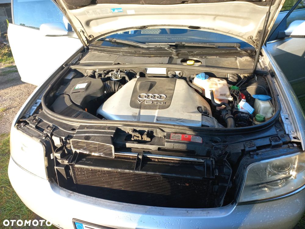 Audi A6 Avant 2.5 TDI Multitronic - 2