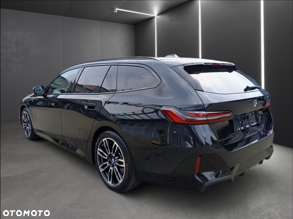 BMW Seria 5 520d xDrive - 5