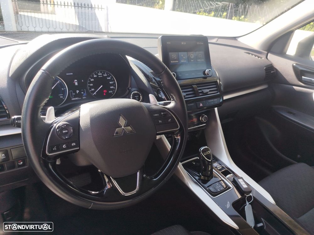 Mitsubishi Eclipse Cross - 16