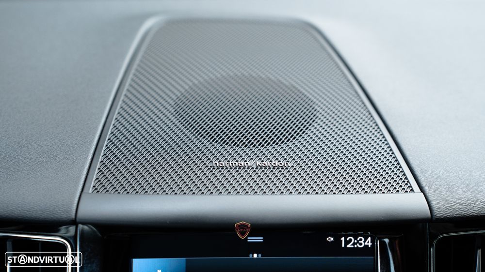 Volvo XC 60 2.0 T8 PHEV Polestar Engineered AWD - 37