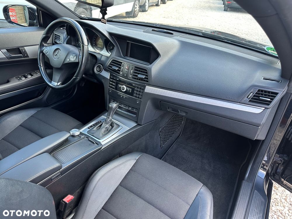 Mercedes-Benz Klasa E 250 CGI BlueEffICIENCY - 21