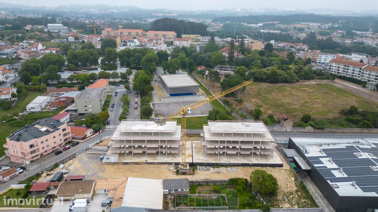 T1 com Terraço – Arcozelo, junto à Praia da Granja CO - Grande imagem: 2/6