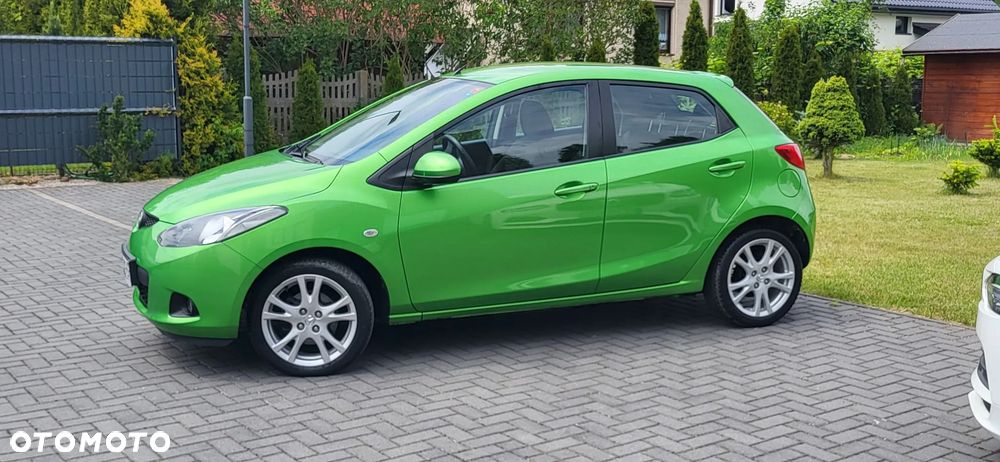 Mazda 2 - 9