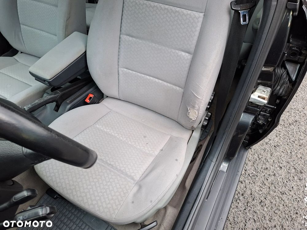 Audi A4 Avant 1.8T - 13