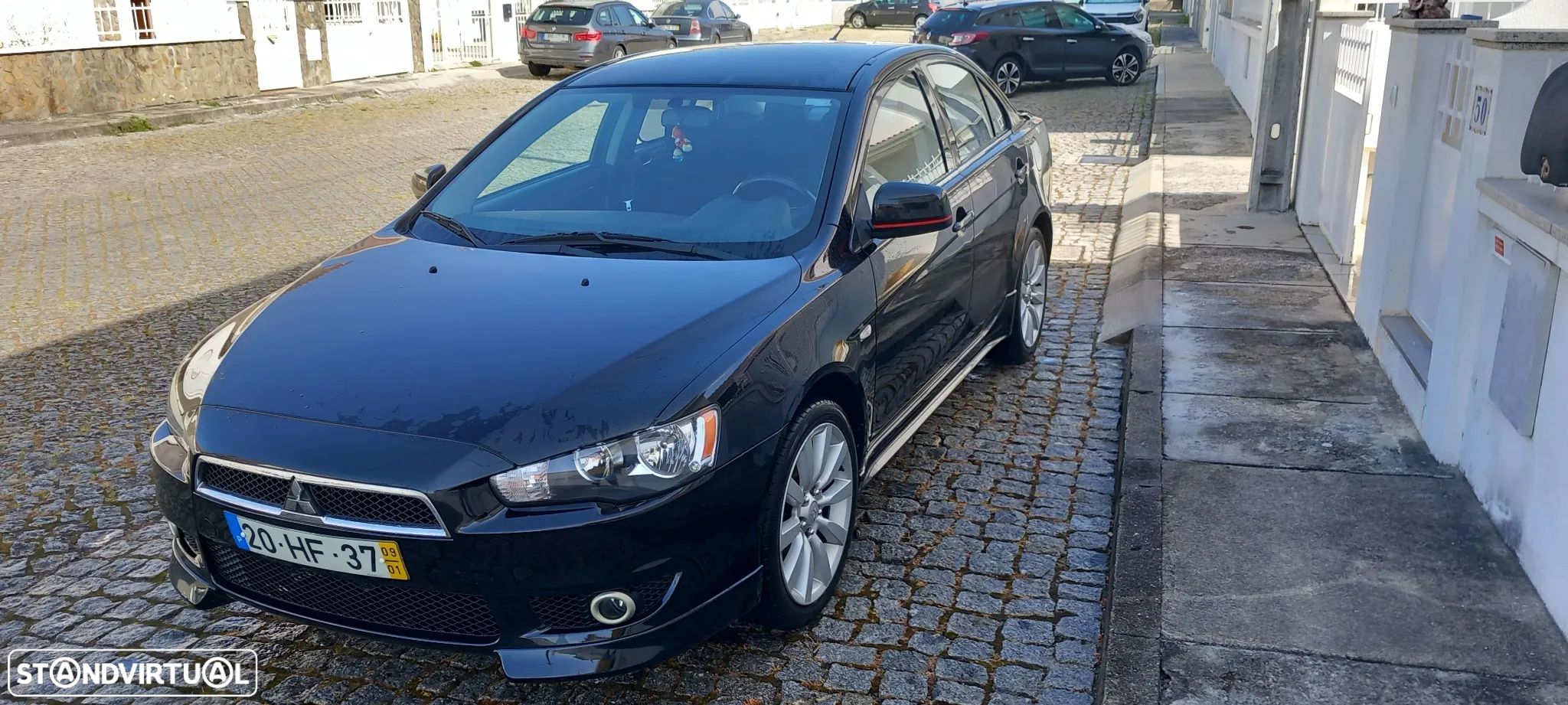 Mitsubishi Lancer 1.5 Invite - 1
