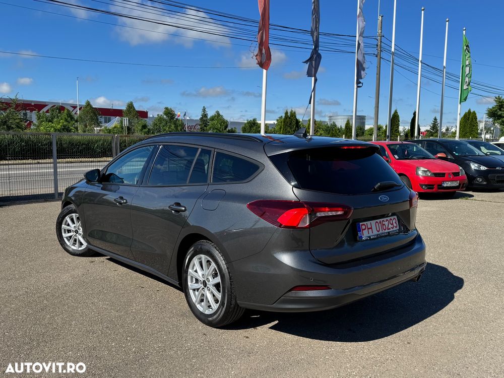 Ford Focus 1.5 EcoBlue Start-Stopp-System Aut. COOL&CONNECT - 4