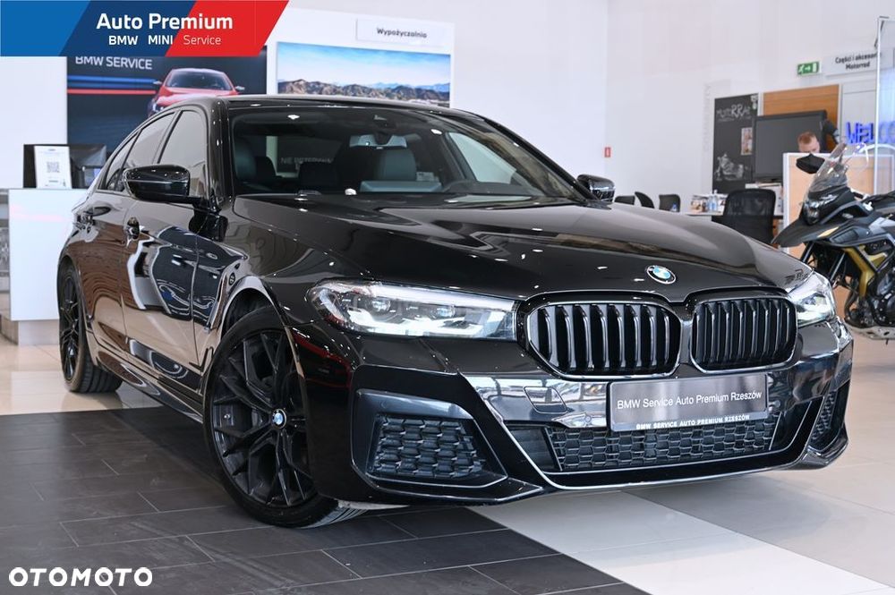 BMW Seria 5 520d xDrive MHEV M Sport sport - 2