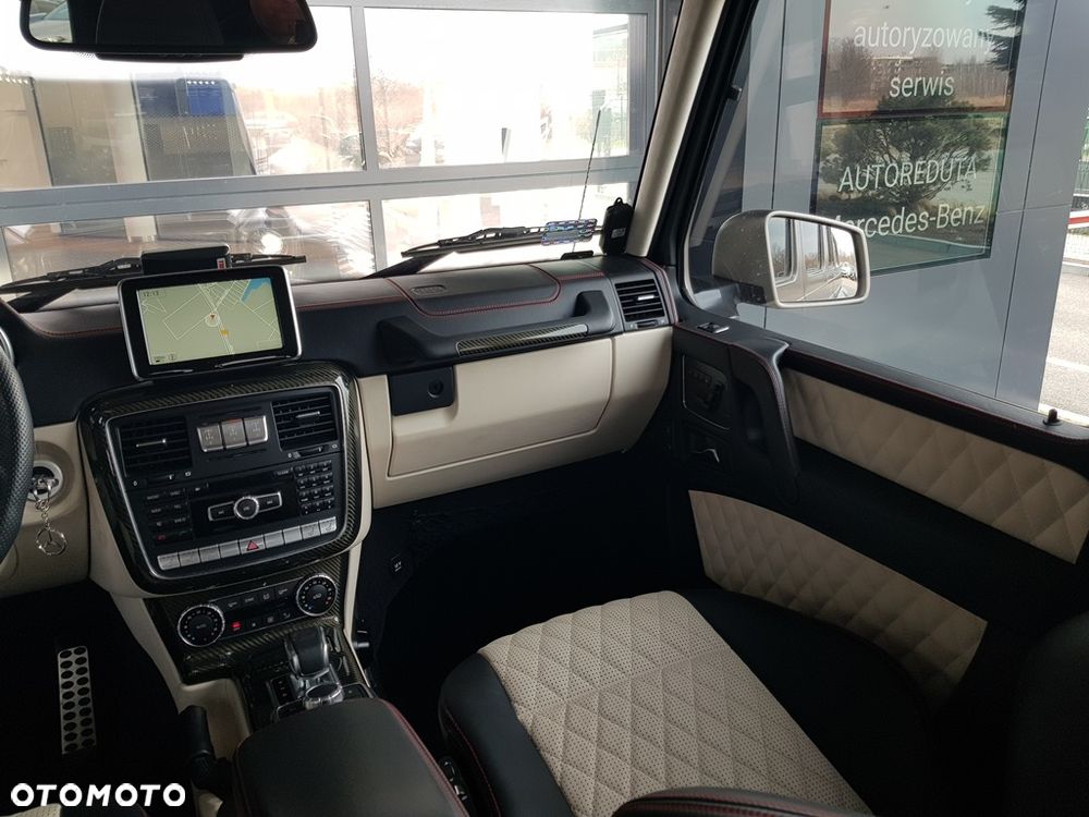 Mercedes-Benz Klasa G 63 AMG AMG SPEEDSHIFT 7G-TRONIC - 31