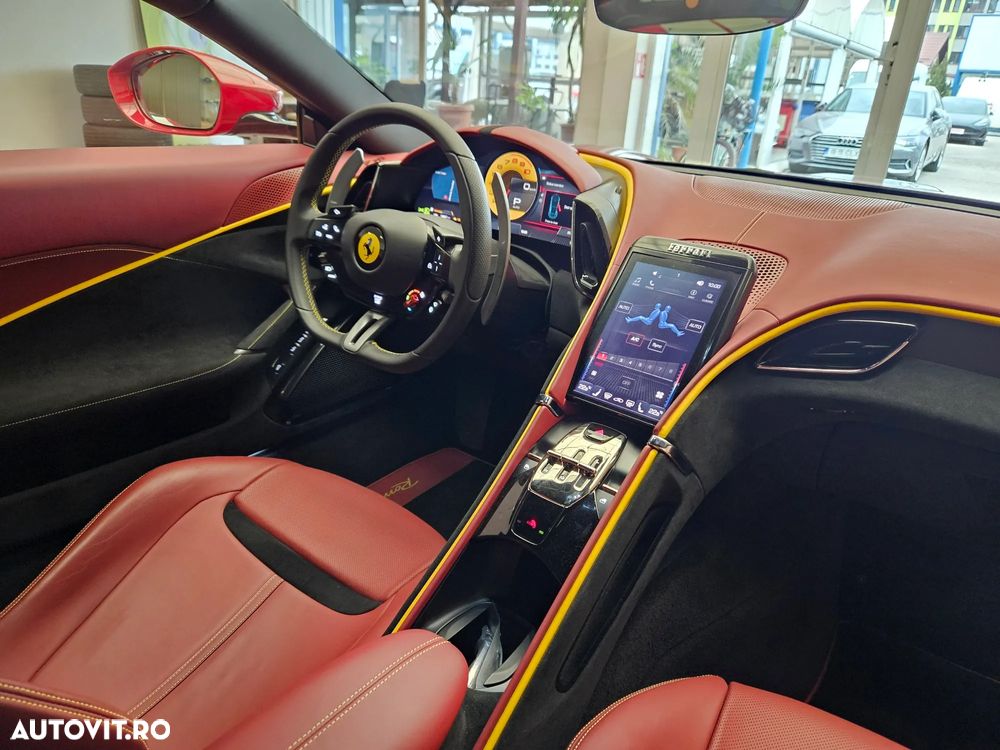 Ferrari Roma - 13