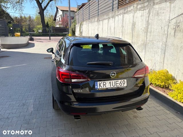 Opel Astra - 4