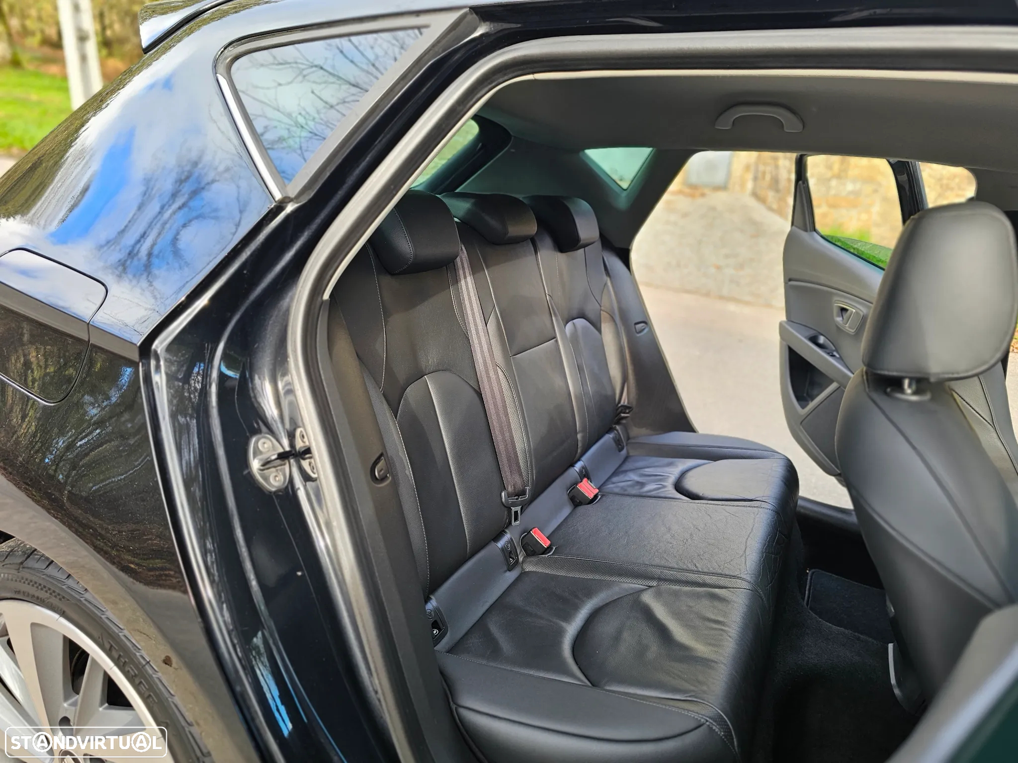 SEAT Leon 1.6 TDi Style S/S - 12
