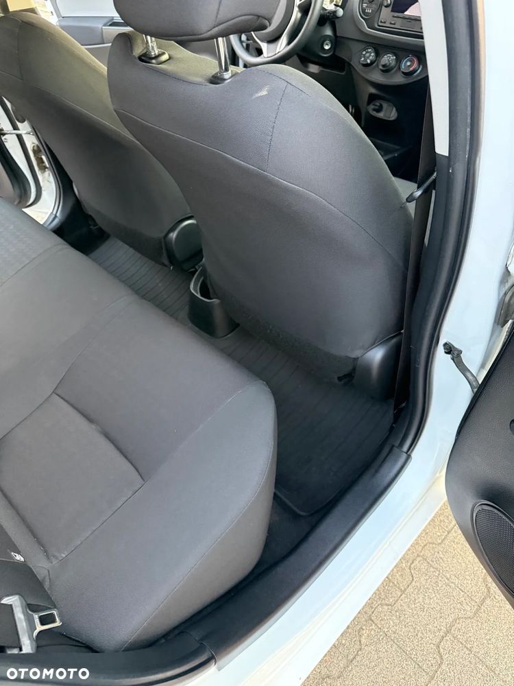 Toyota Yaris 1.0 VVT-i - 18