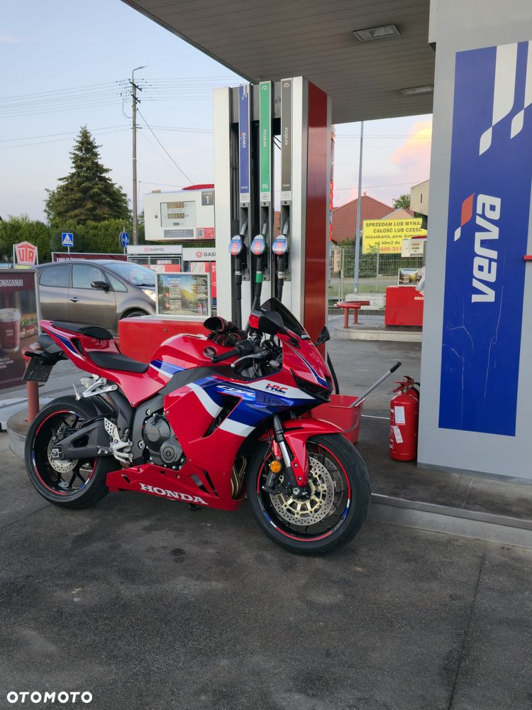 Honda CBR - 7