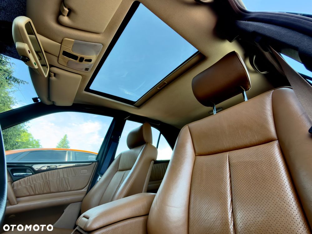 Mercedes-Benz Klasa E 320 Avantgarde - 34