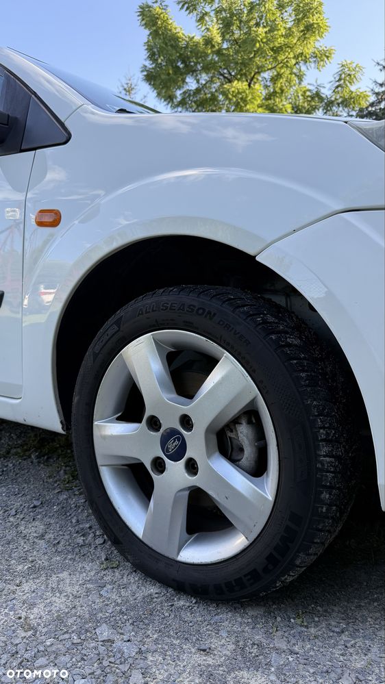 Ford Fiesta - 4