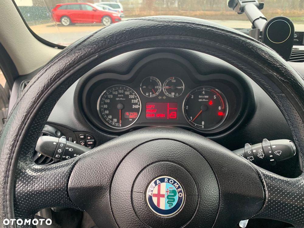 Alfa Romeo 147 1.9 JTD Progression - 11