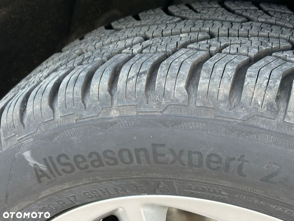 Hyundai Tucson blue 1.7 CRDi 2WD Style - 29