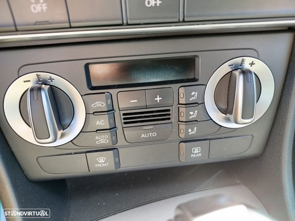Audi Q3 2.0 TDI quattro S-tronic - 10
