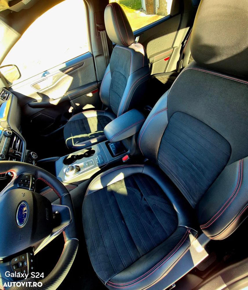 Ford Kuga 2.5 Duratec PHEV ST-LINE X - 6