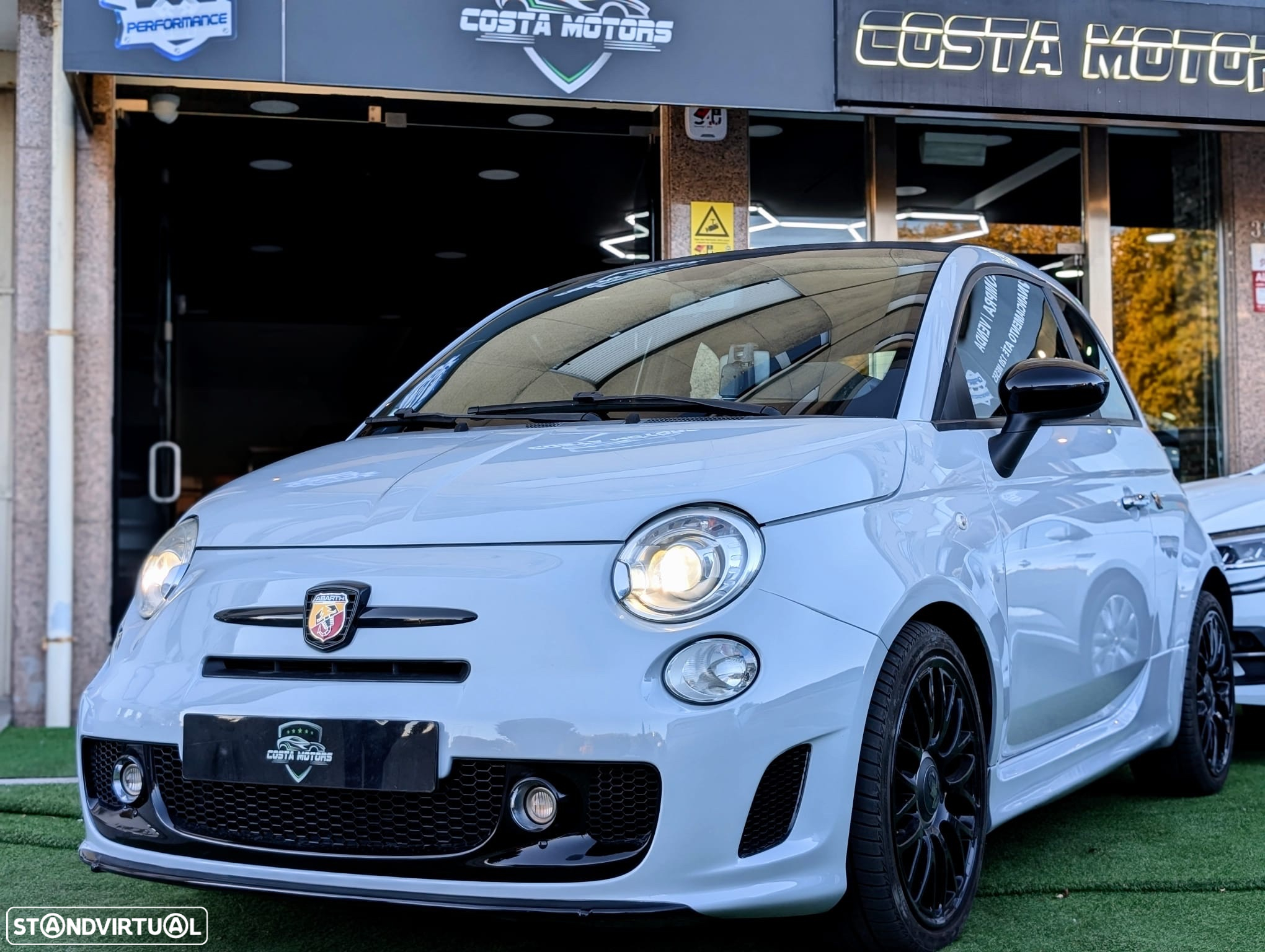 Abarth 500C 1.4 T-Jet Competizione - 2