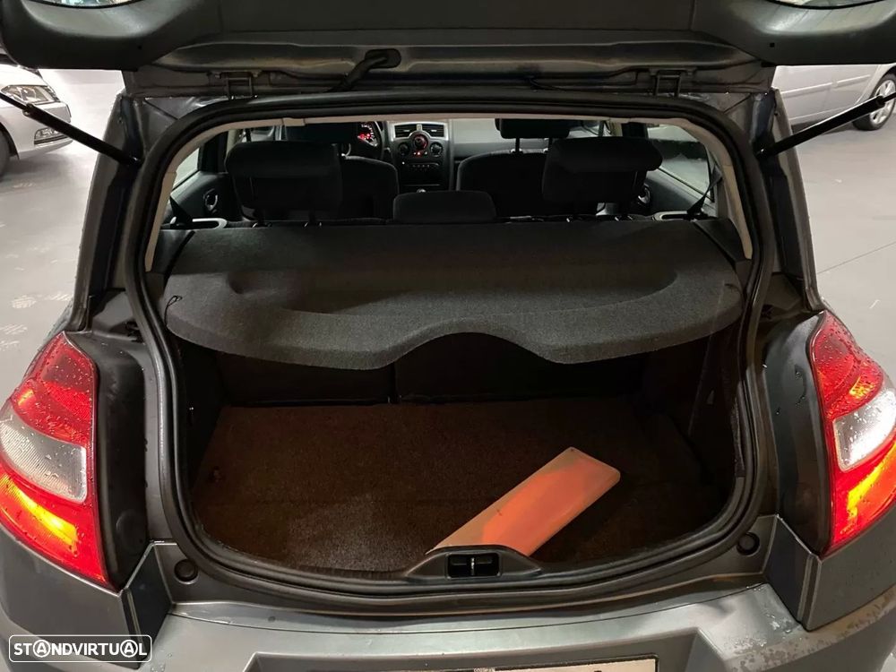 Renault Mégane 1.5 dCi Dynamique - 19