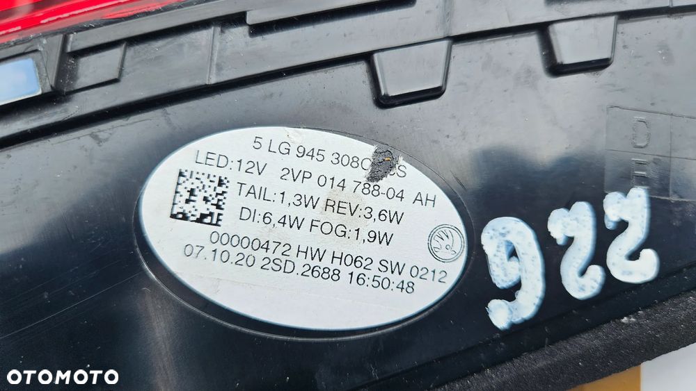 SKODA ENYAQ Lampa tył prawy Lampa tylna prawa w klapę 5LG945308C EUROPA IDEALNA - 8