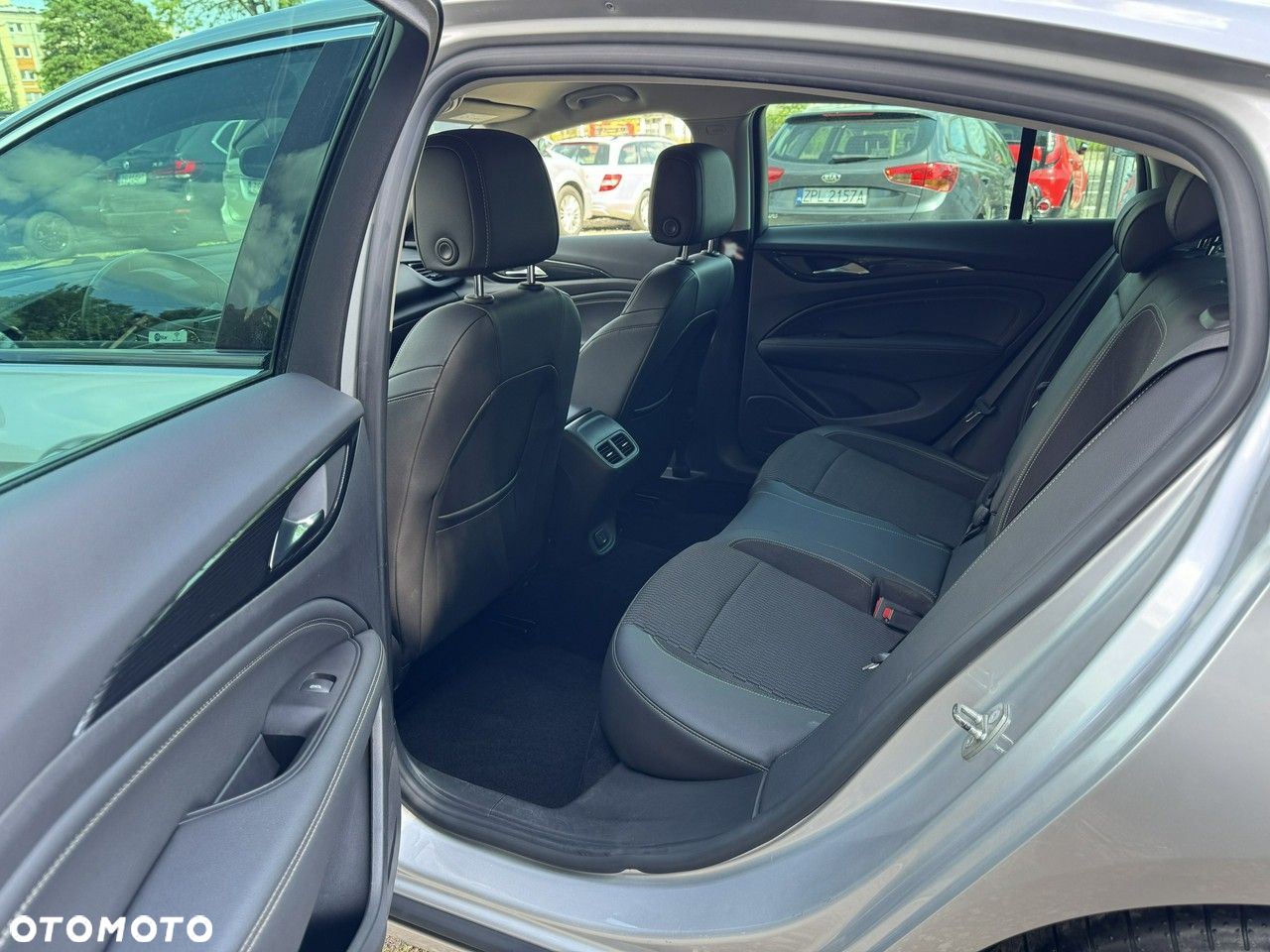 Opel Insignia - 21