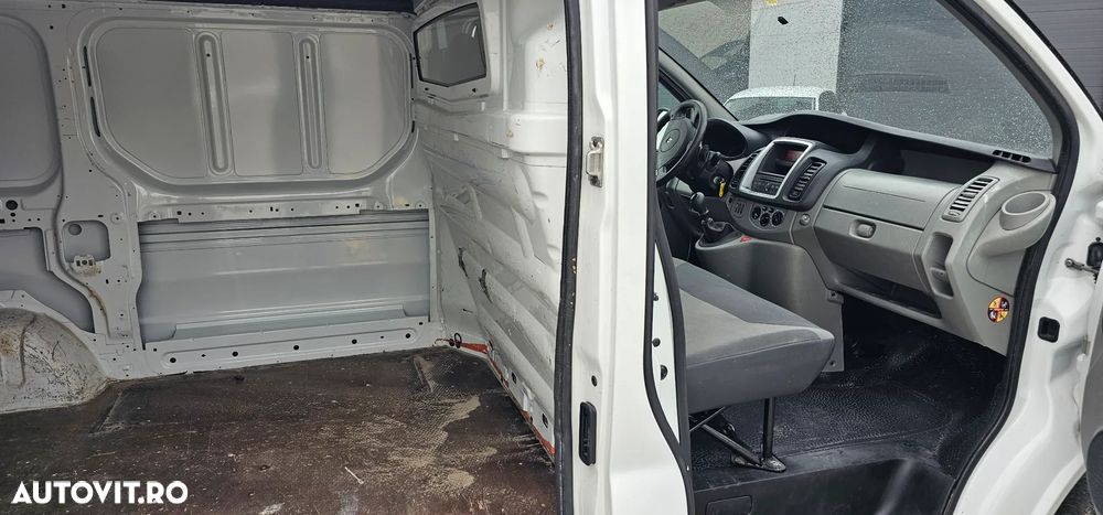 Renault Trafic 115 DCi - 8