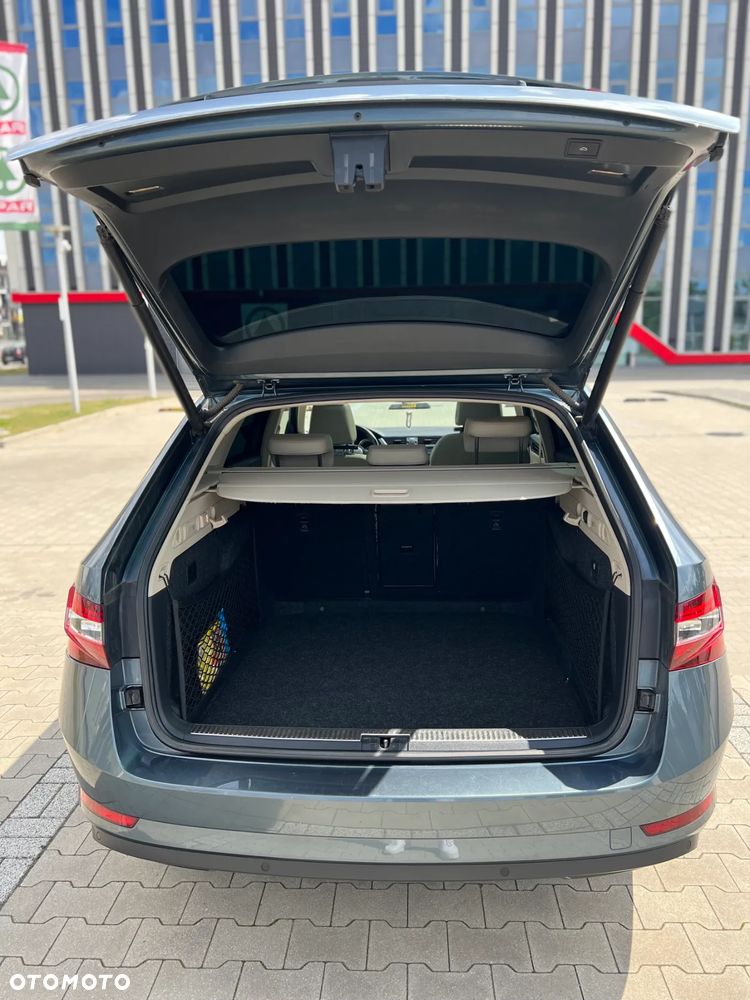 Skoda Superb 2.0 TDI L&K DSG - 7