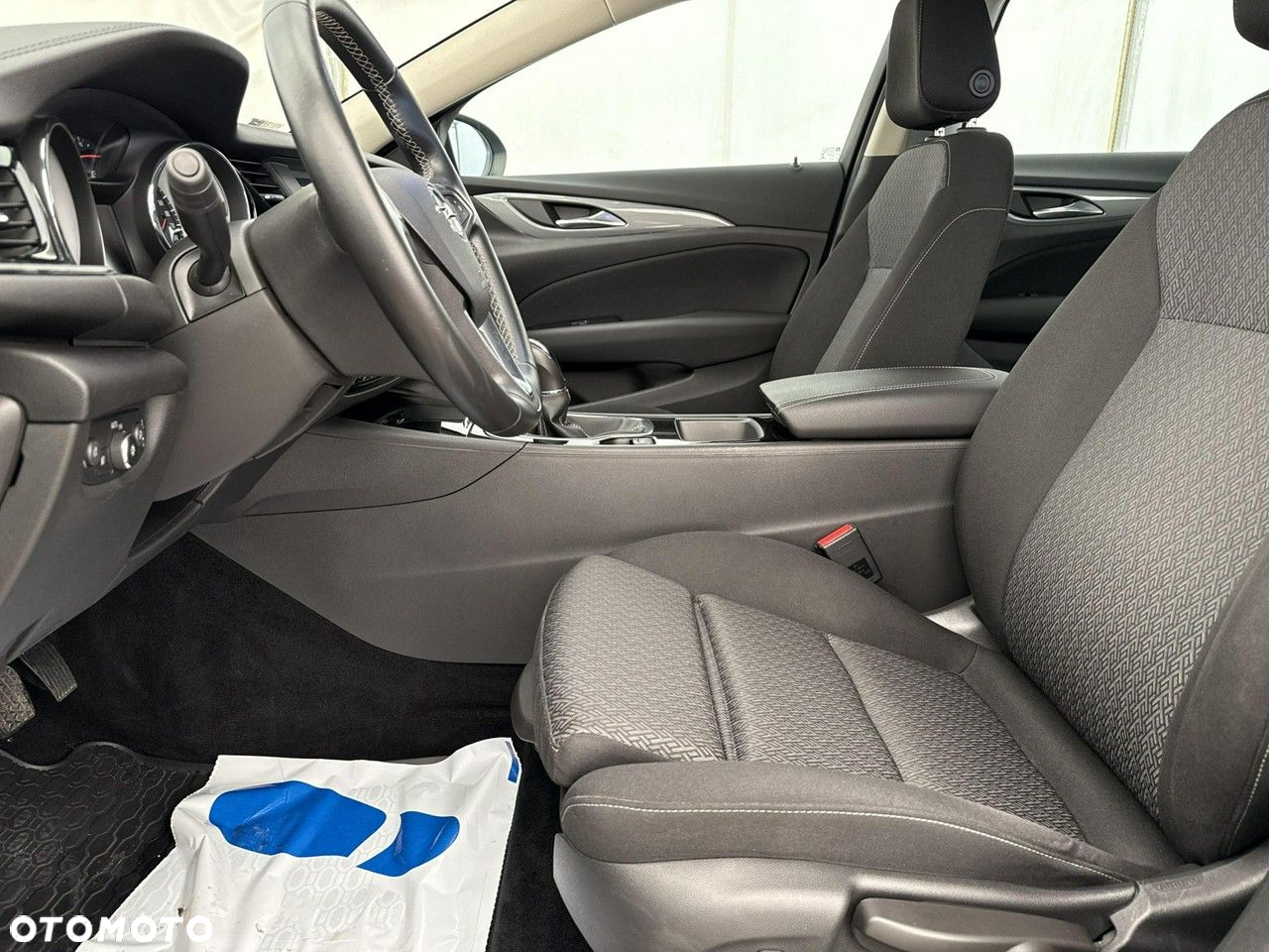 Opel Insignia 1.6 CDTI Enjoy S&S - 12