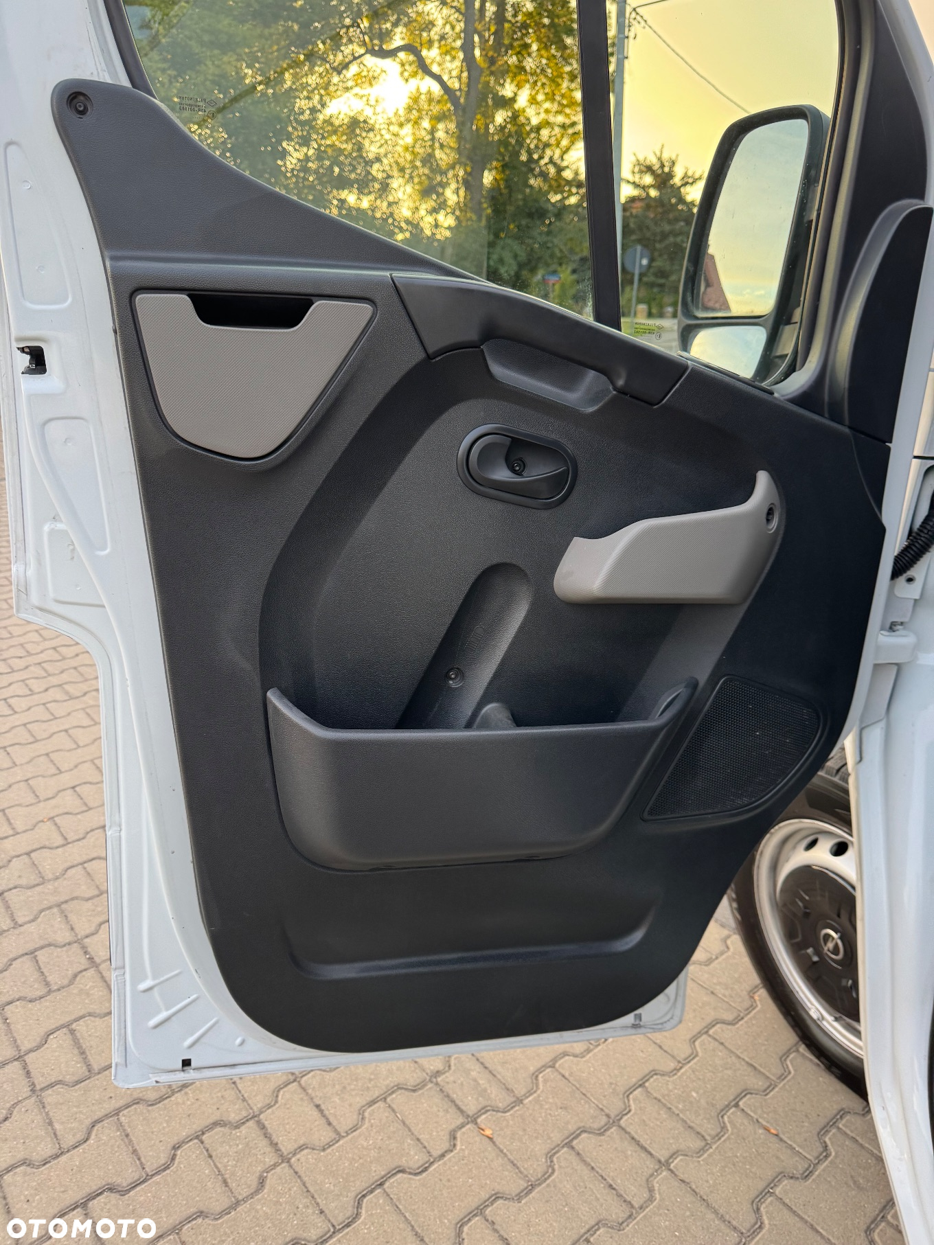 Opel Movano - 16