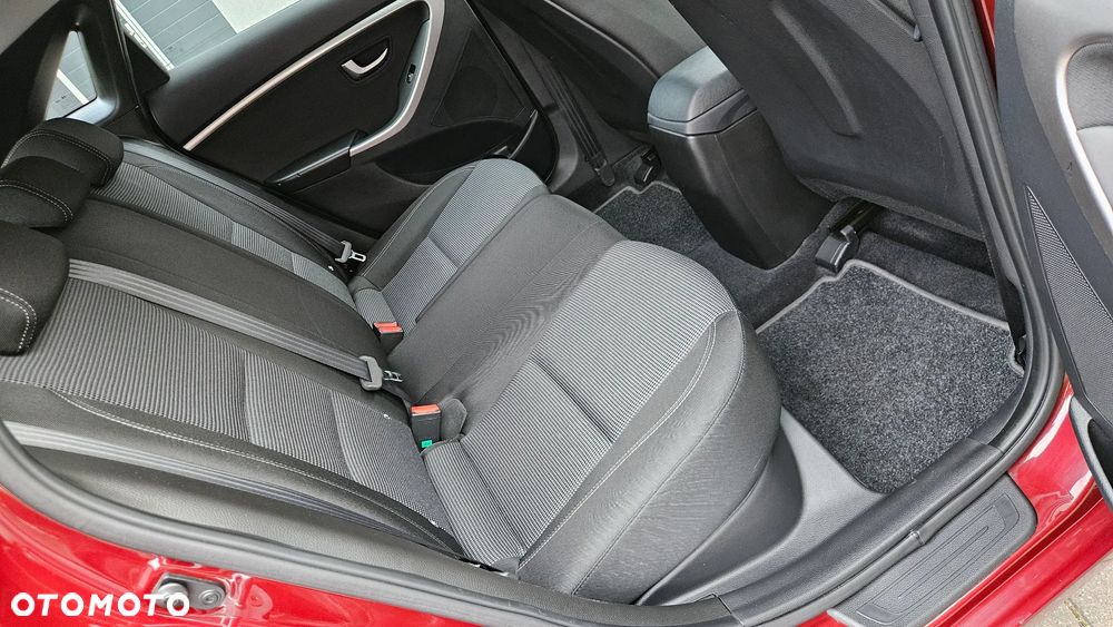 Hyundai i30 1.4 Premium - 19