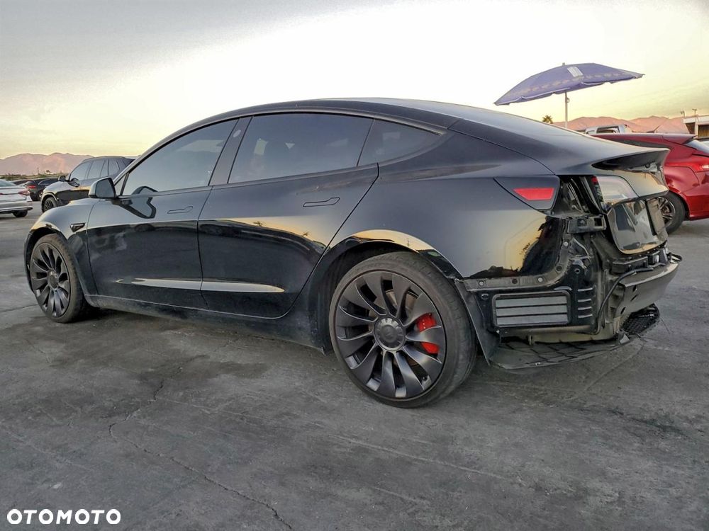 Tesla Model 3 Langstreckenbatterie Allradantrieb Dual Motor - 5