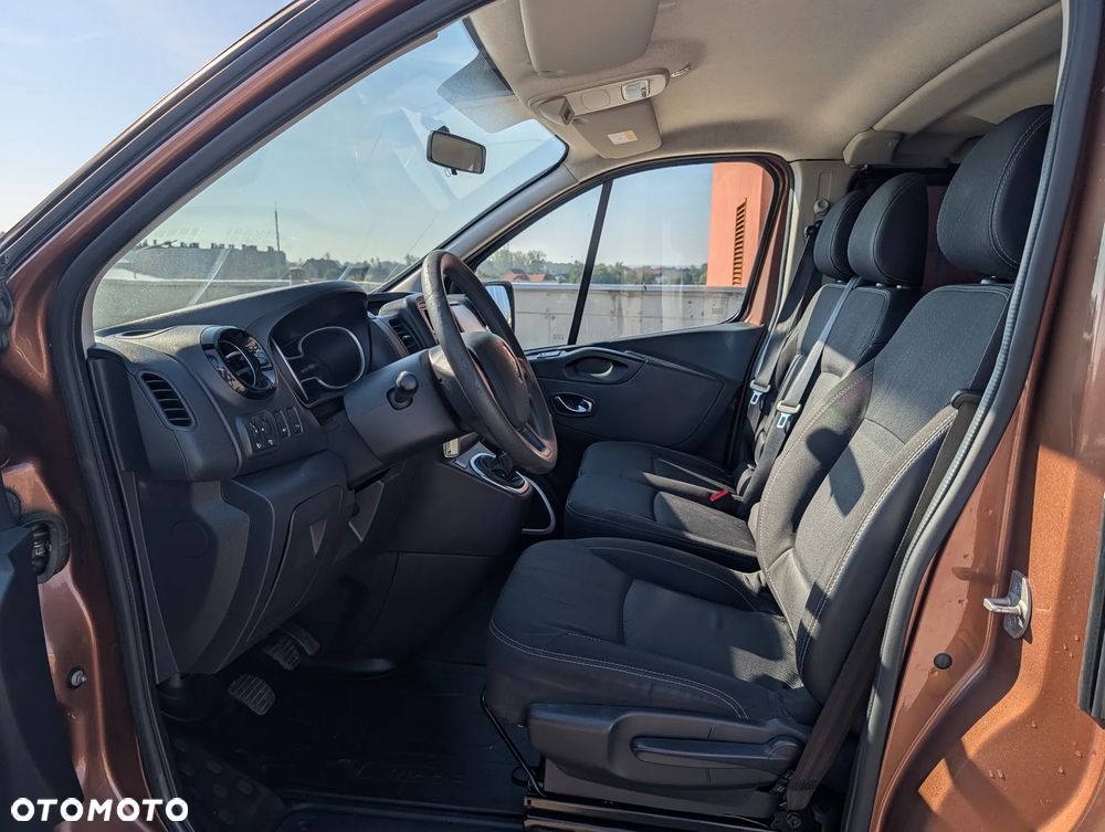 Renault Trafic - 12