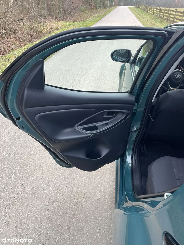 Toyota Yaris Hybrid 1.5 Comfort - 12