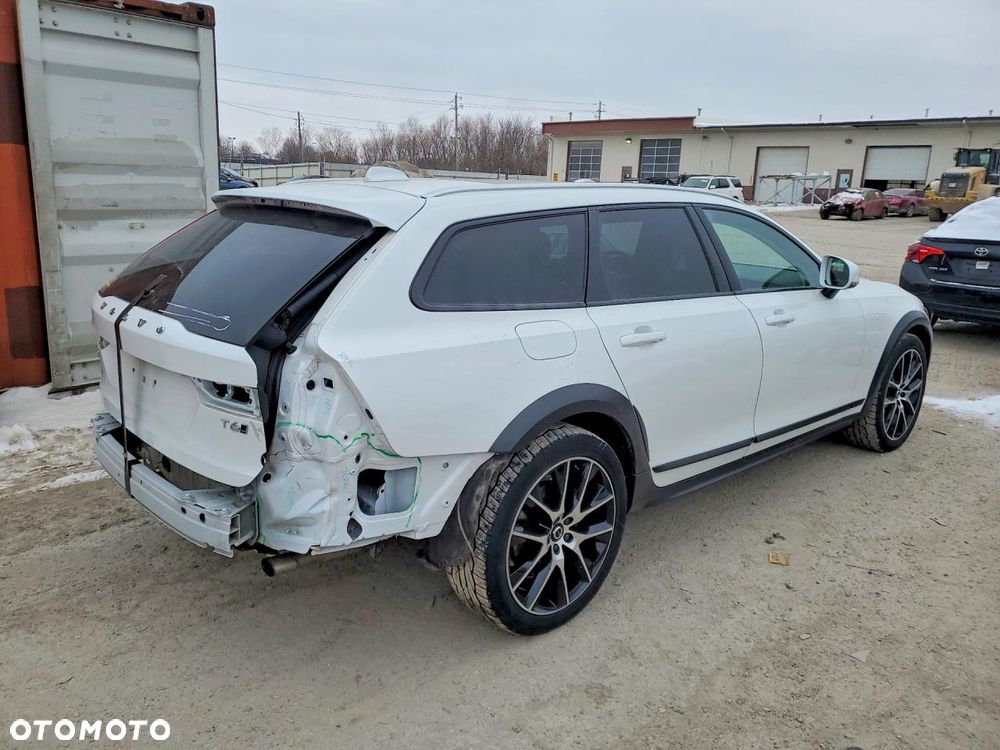 Volvo V90 - 6