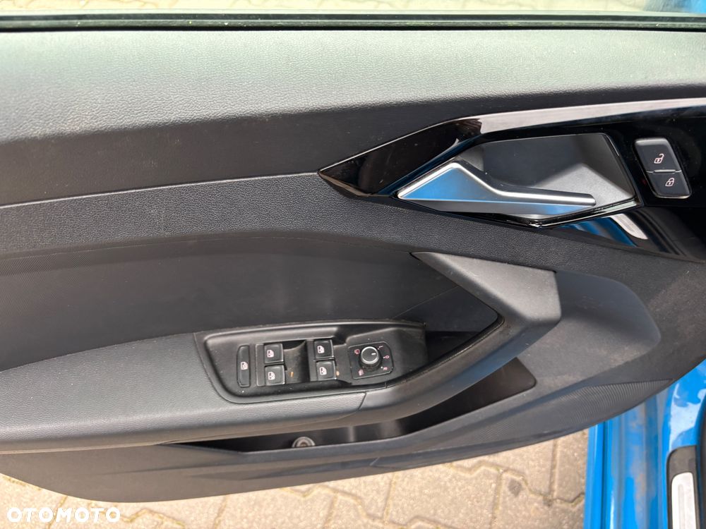 Audi A1 Sportback 30 TFSI S-Line - 8