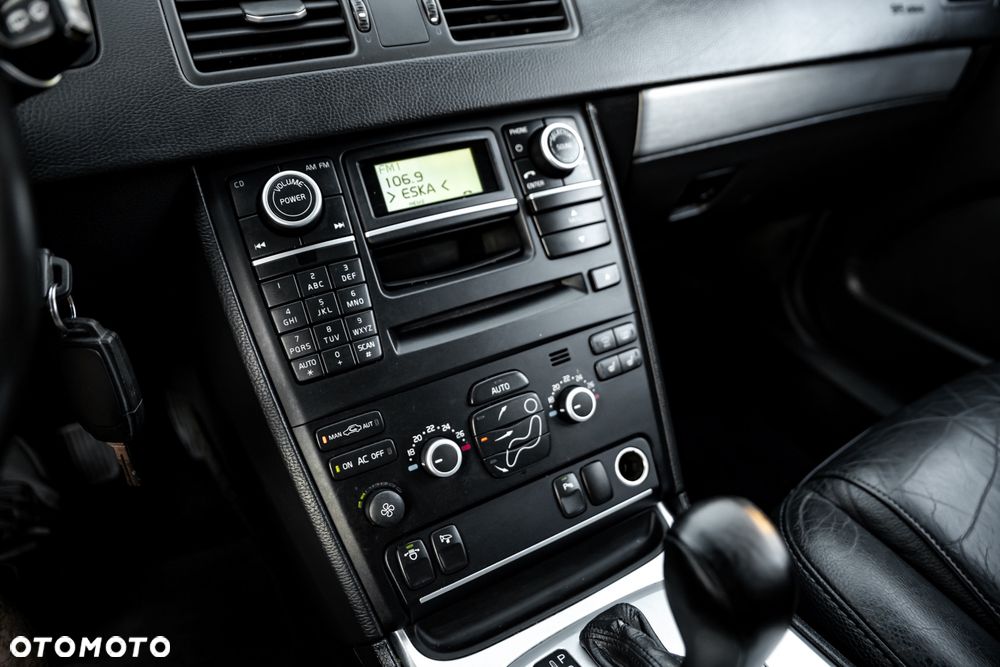 Volvo XC 90 D5 Executive - 28