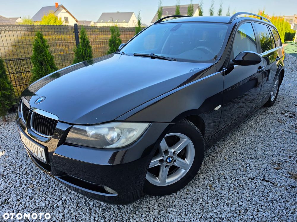 BMW Seria 3 318d - 1