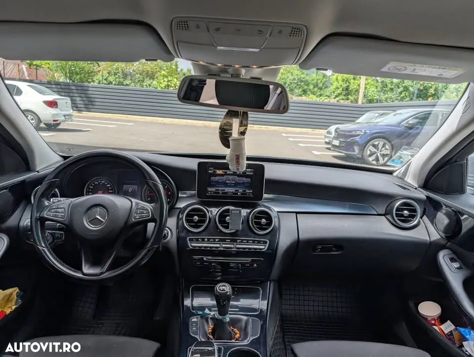 Mercedes-Benz C - 4
