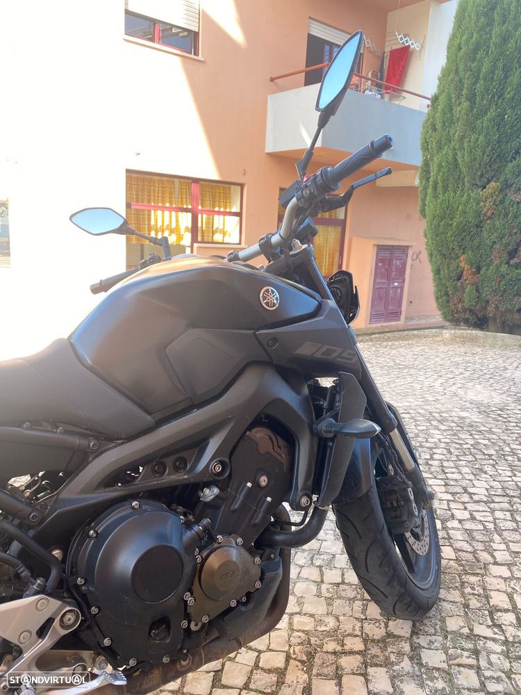 Yamaha MT-09 - 8