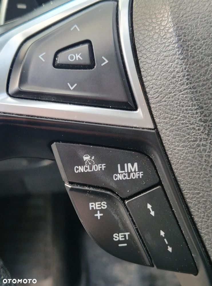 Ford S-Max 2.0 TDCi Titanium PowerShift - 21