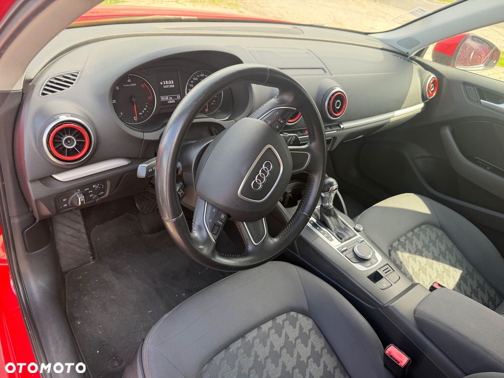 Audi A3 Sportback 1.6 TDI S tronic - 18